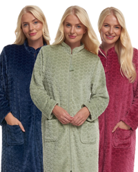 Women's Embossed Fleece Zip Dressing Gown with Front Pockets