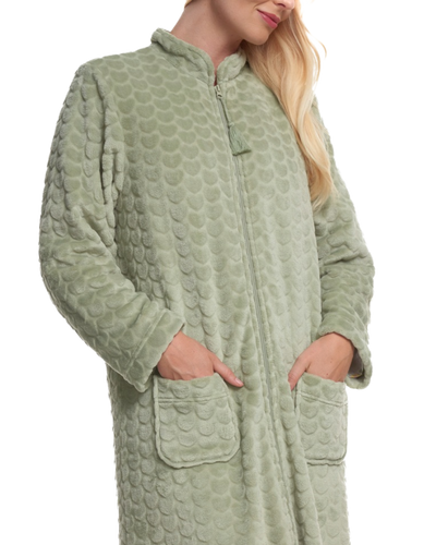 Women's Embossed Fleece Zip Dressing Gown with Front Pockets