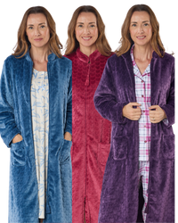 Women's Embossed Fleece Zip Dressing Gown with Front Pockets